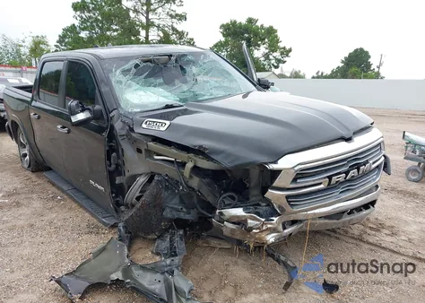 2022 Ram 1500 Laramie 4X4 5'7 Box из США, поврежденный, VIN 1C6SRFJT4NN207664